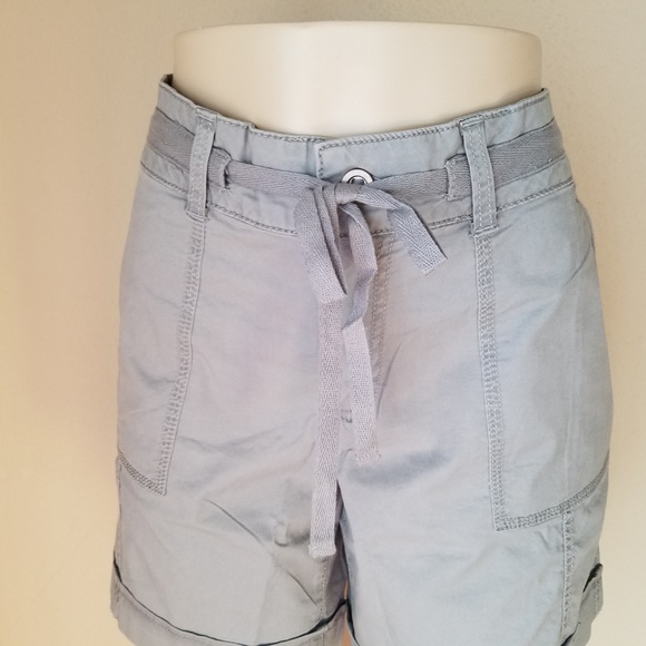 NWT Sonoma Mid Rise Khaki Shorts Frost Gray - Picture 3 of 8